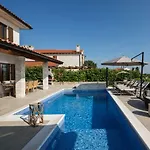 Villa Luka